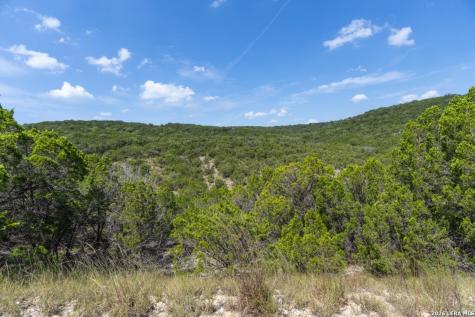 865 Arrowhead Point Helotes TX 78063