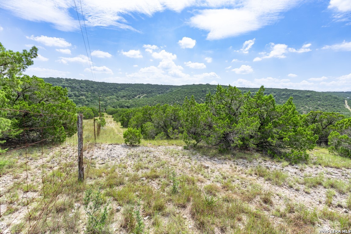 865 Arrowhead Point Helotes TX 78063