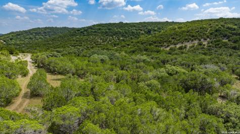 865 Arrowhead Point Helotes TX 78063