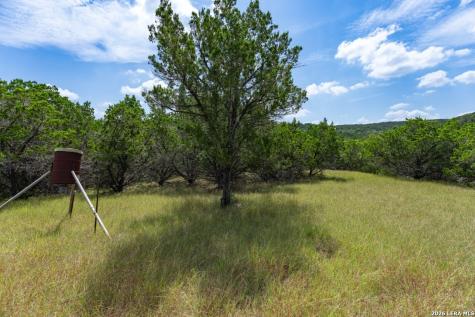 865 Arrowhead Point Helotes TX 78063