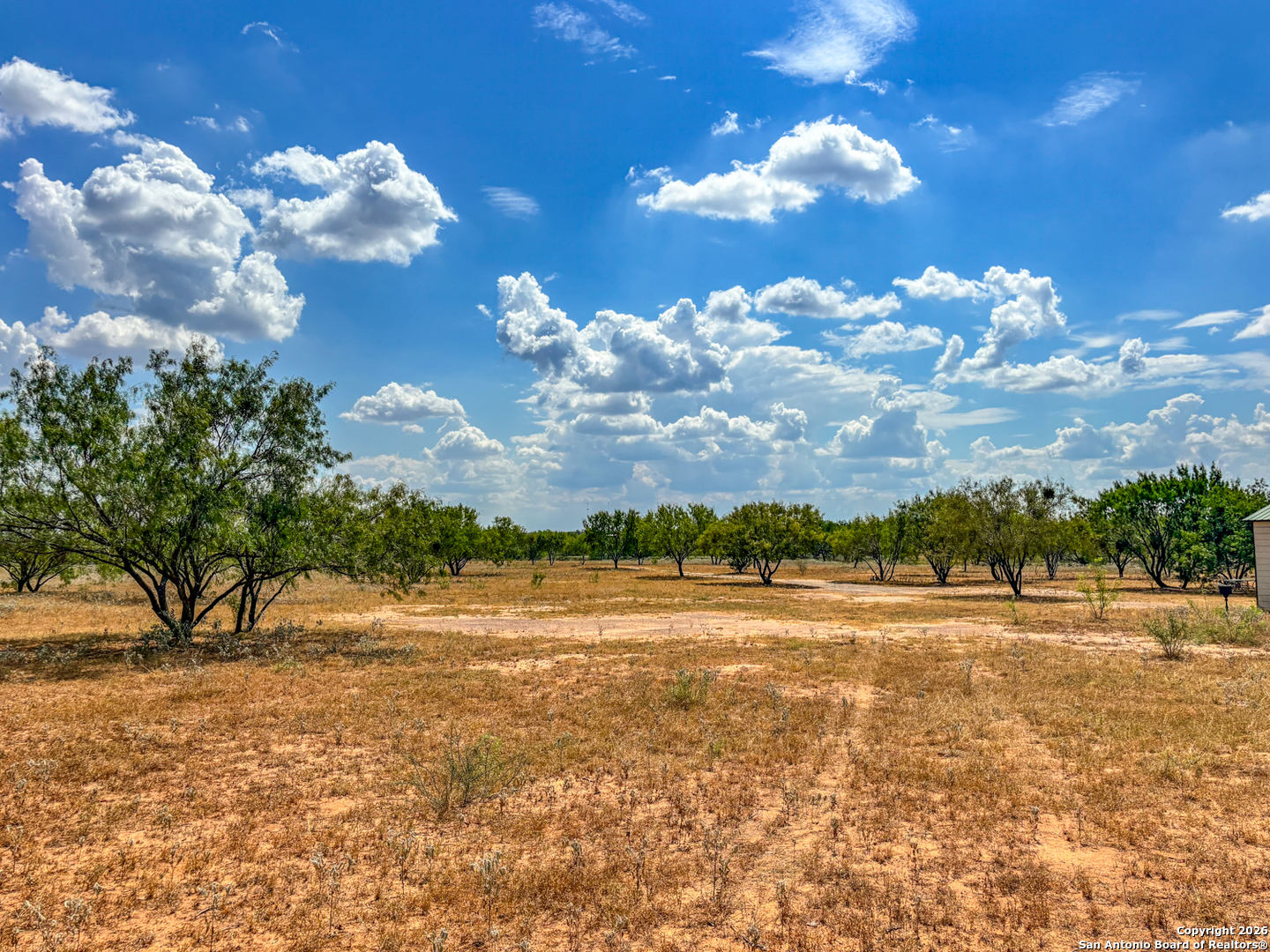 1460 County Road 1660 Moore TX 78057