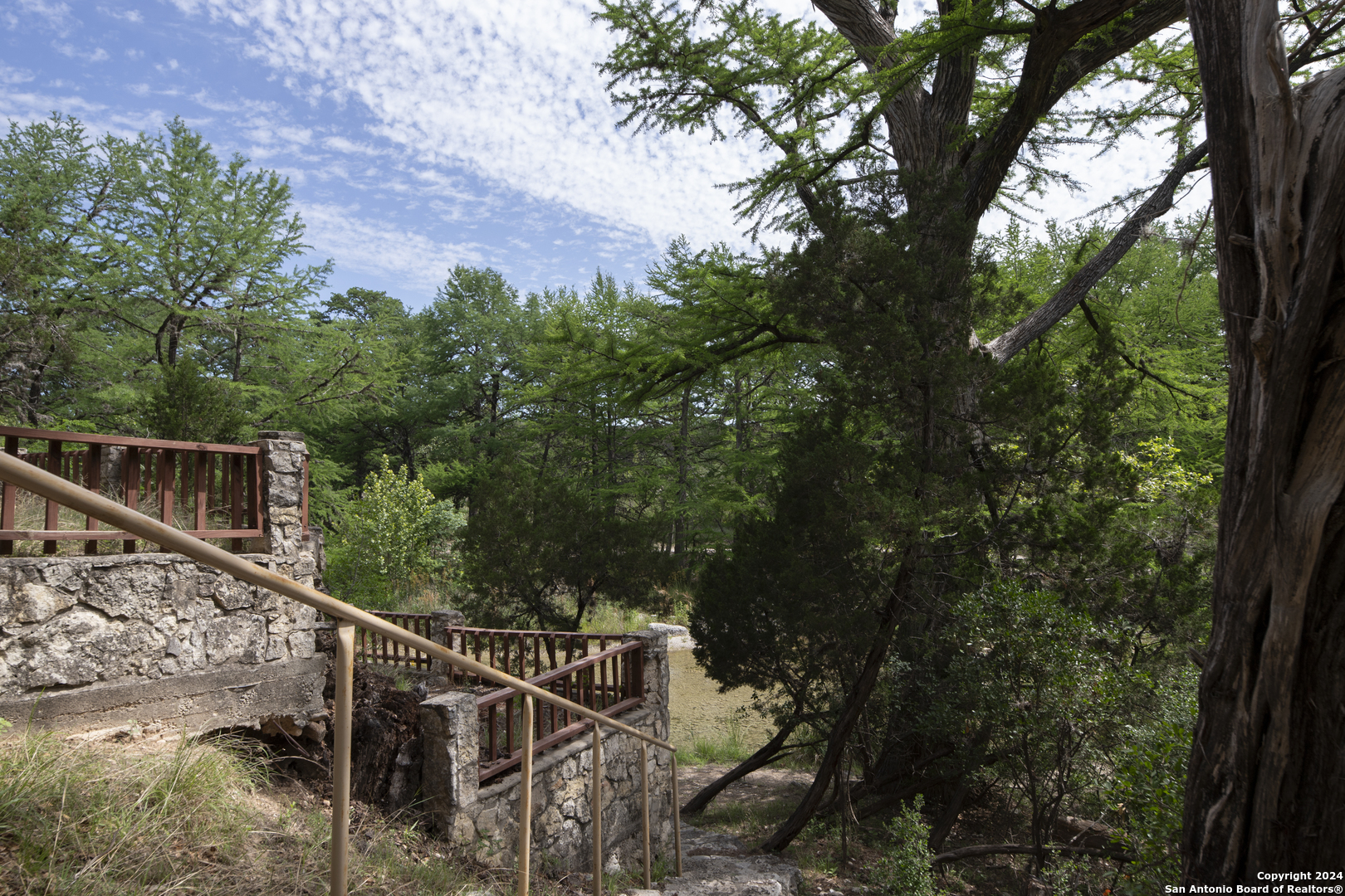 34 Cat Claw Mtn Road Concan TX 78838