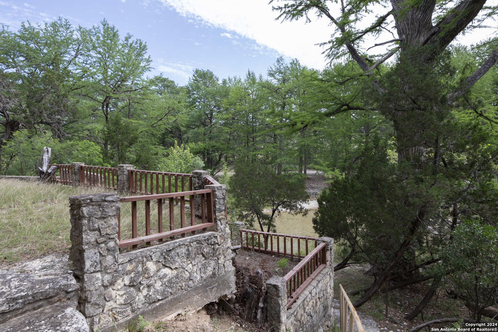 34 Cat Claw Mtn Road Concan TX 78838
