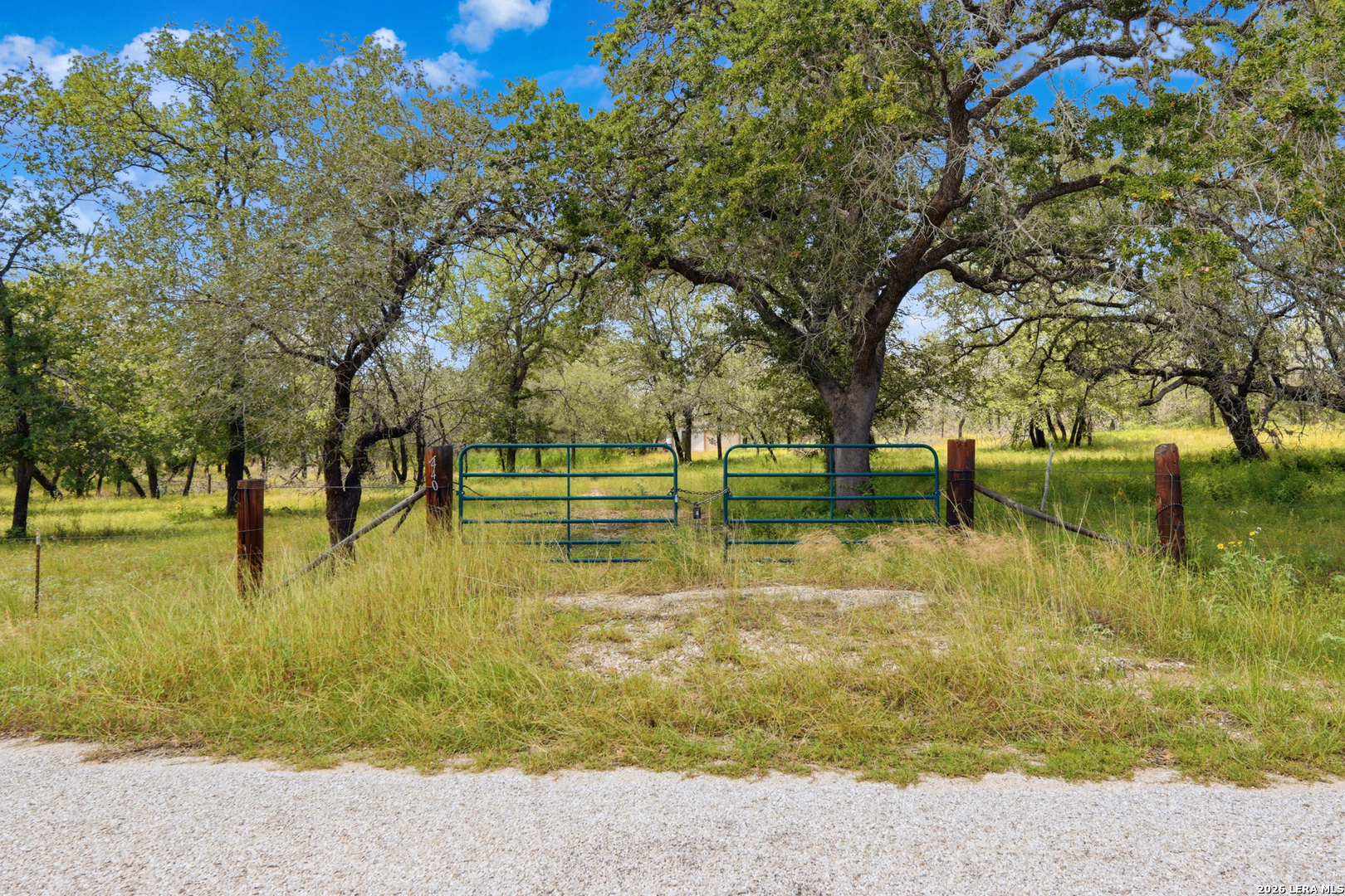 1440 Clear Lake Loop Poteet TX 78065