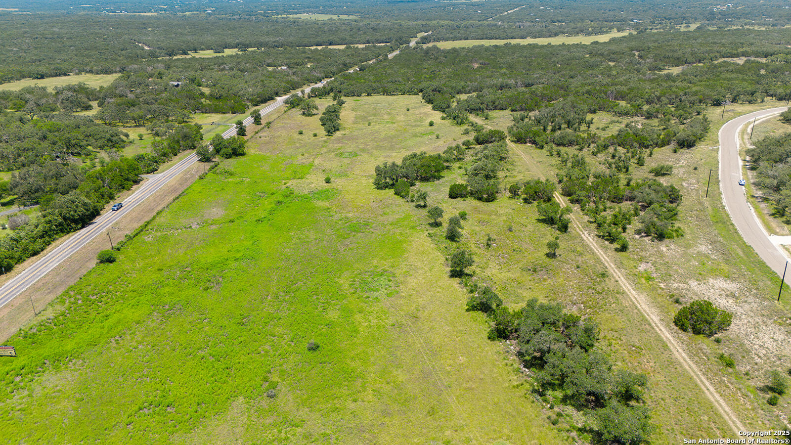 670 Windmill Ridge Blanco TX 78606