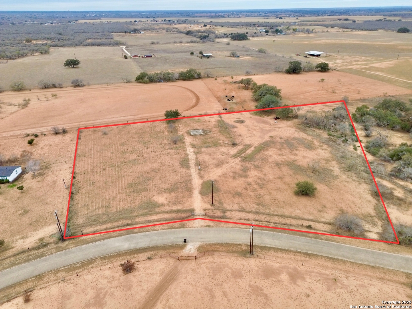 120 S Ridge Drive Lytle TX 78052