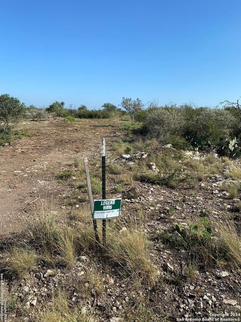 71 Greystone Hills Circle Uvalde TX 78801