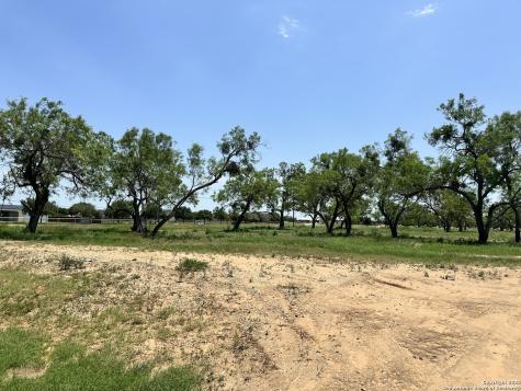 00 Las Palomas Track 2 Lytle TX 78052