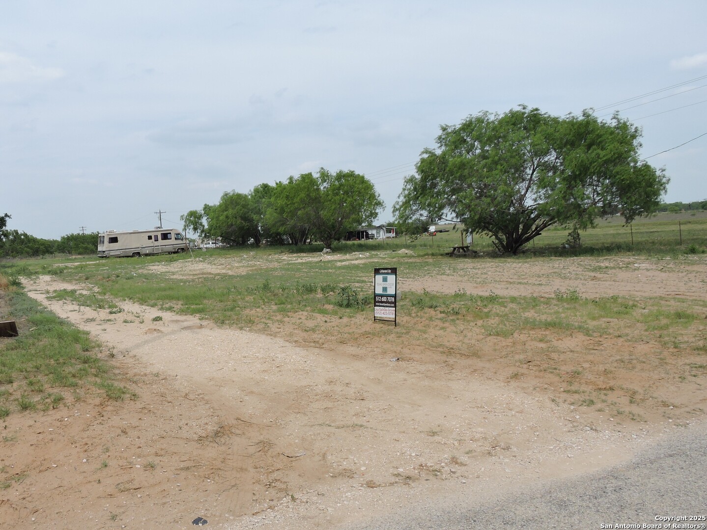 5968 Tabberer Poteet TX 78065