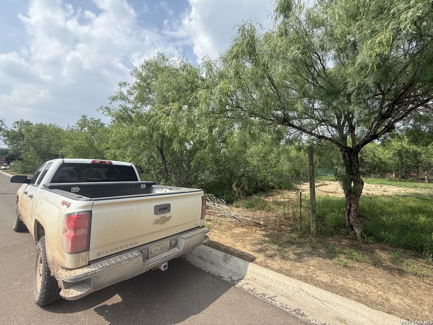 1711 Matamoros Cotulla TX 78014