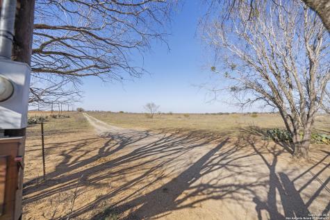 Tbd W Payne Somerset TX 78069