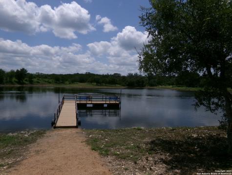 1881 Grand Oaks Hondo TX 78861