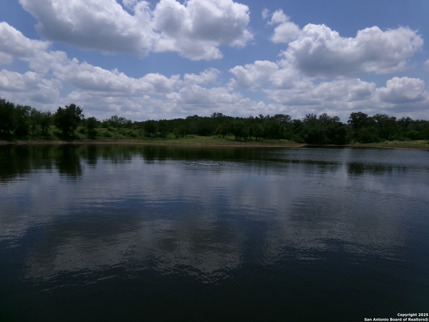 1881 Grand Oaks Hondo TX 78861