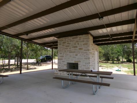 1881 Grand Oaks Hondo TX 78861