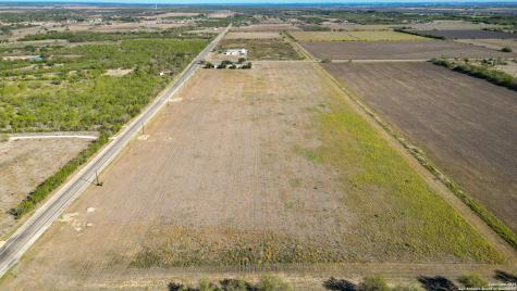 Lot 3 Fm 471 Natalia TX 78059