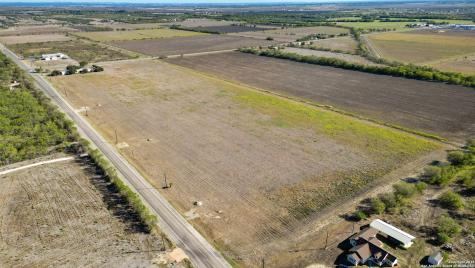 Lot 3 Fm 471 Natalia TX 78059