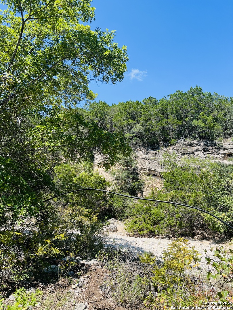 0 Cr 408 Uvalde TX 78801