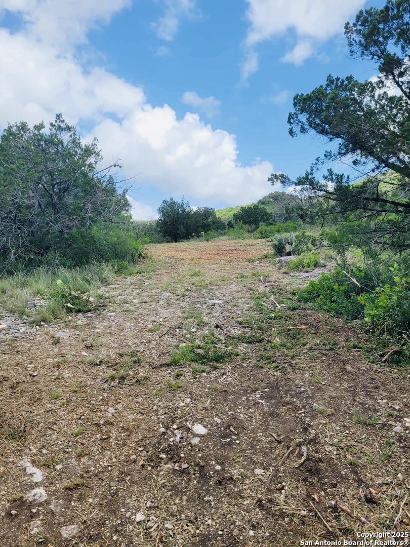 0 Cr 408 Uvalde TX 78801