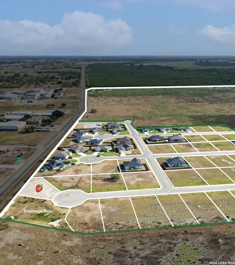 101 Albion Court Poteet TX 78065
