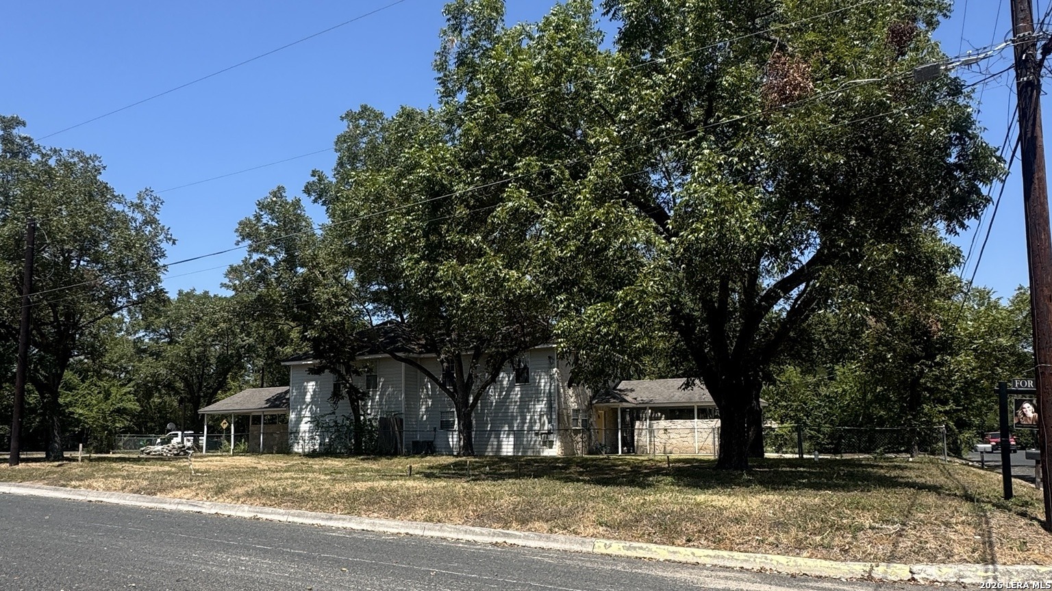 418 Graham Street Boerne TX 78006