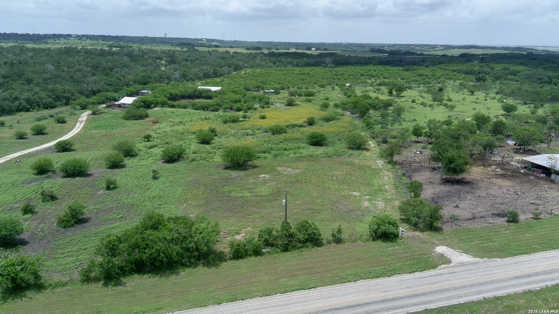 12250 Fm 3353 Tract B Kingsbury TX 78155