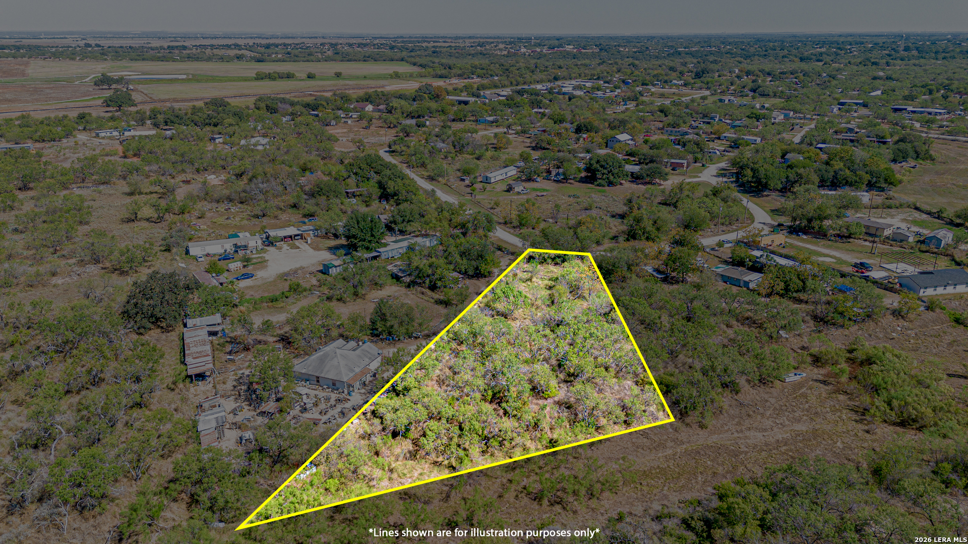 756 County Road 6841 Lytle TX 78052