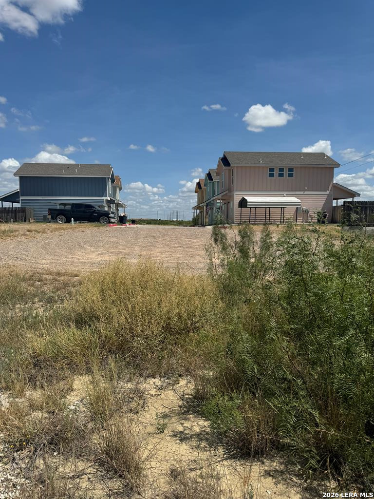 2556 (REAR) Fox Place-back Area-vacant Land Eagle Pass TX 78852