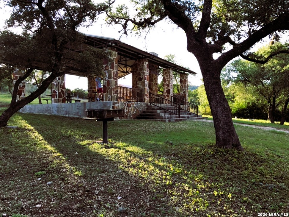 Lot 51 Pr 2537 Mico TX 78056