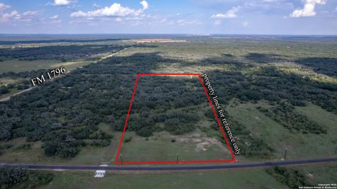 1 Utopia Forest Dhanis TX 78850