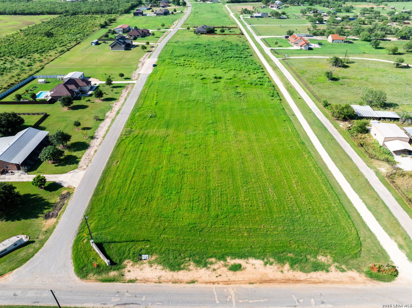 114 County Road 684 Lytle TX 78052