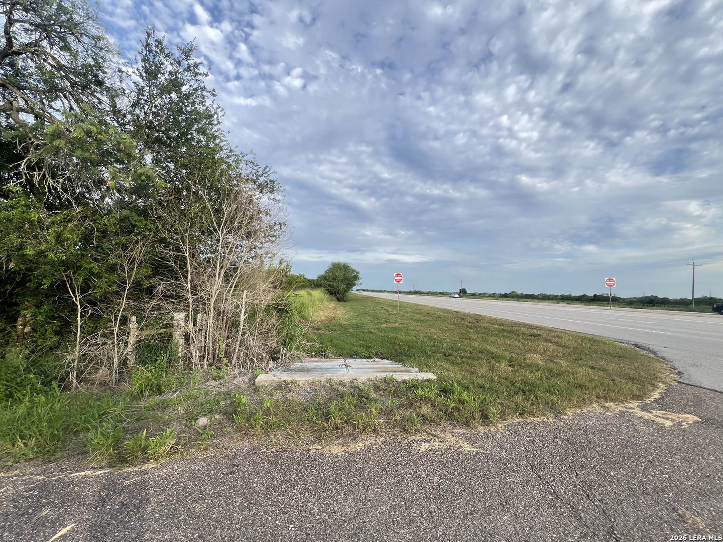 620 Creek Skidmore TX 78389