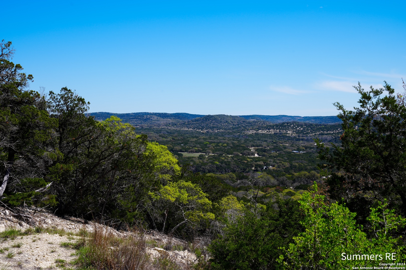 898 Mountain View Lane Pipe Creek TX 78063