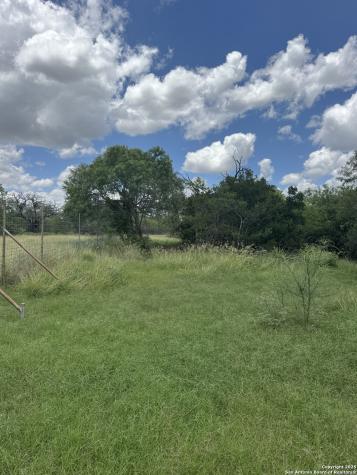 07 Windmill Ranchettes Cr 329 Jourdanton TX 78026