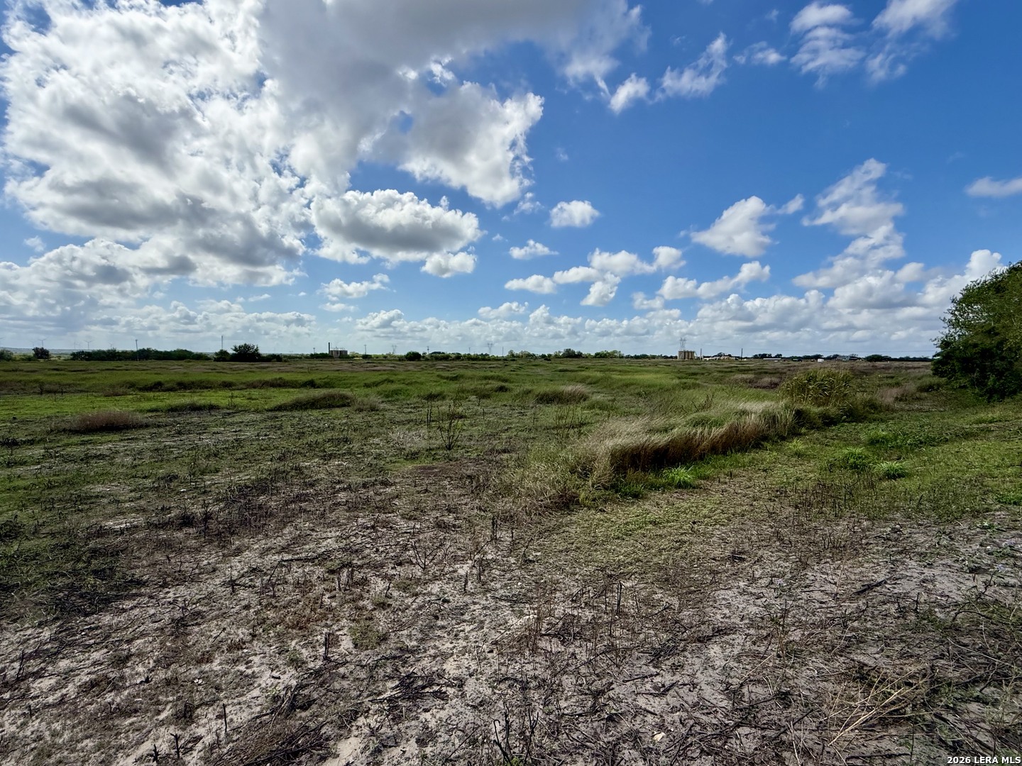 29.53 Acres Sh-72 Kenedy TX 78119
