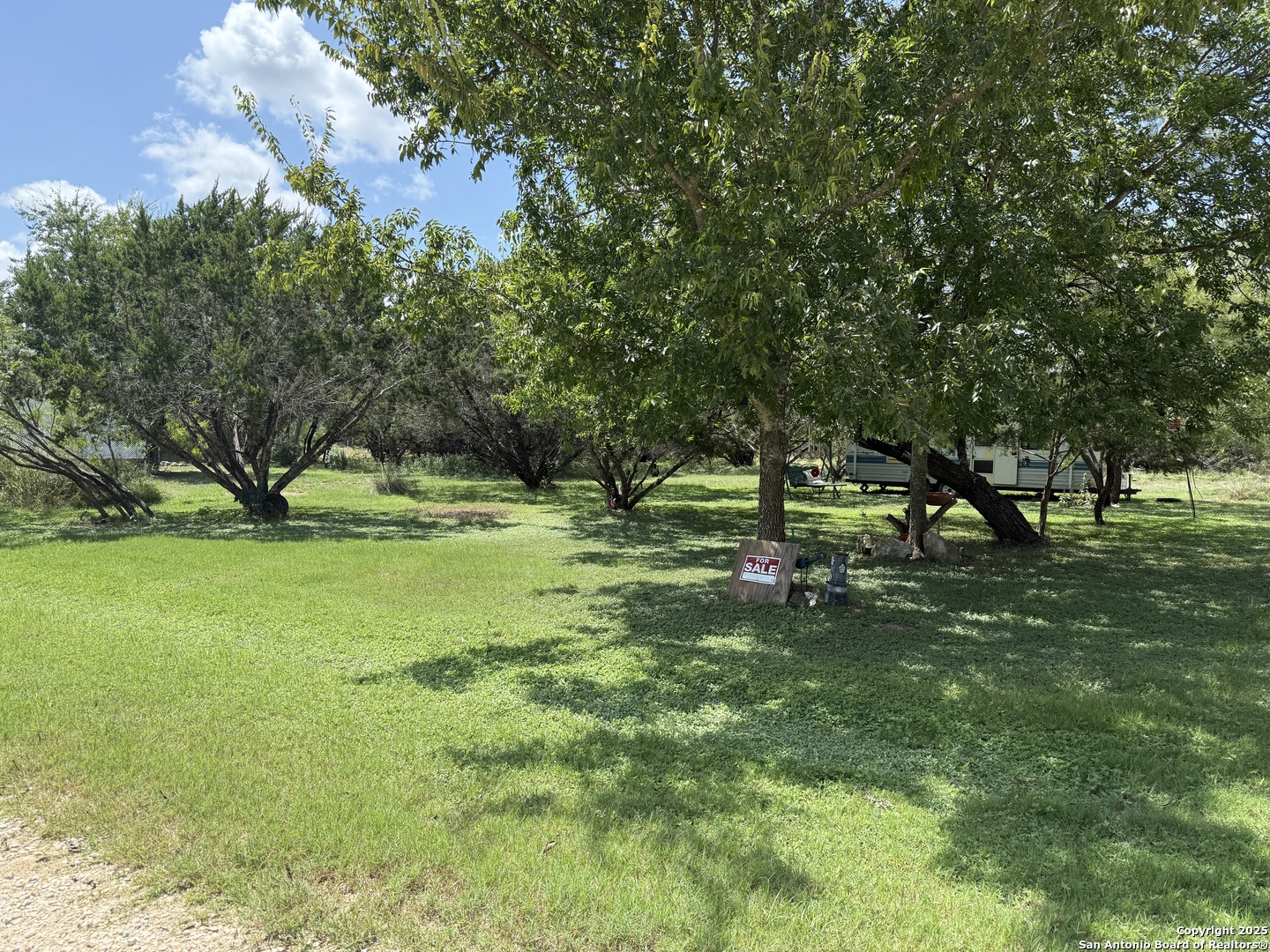 460 Paloma Bandera TX 78003