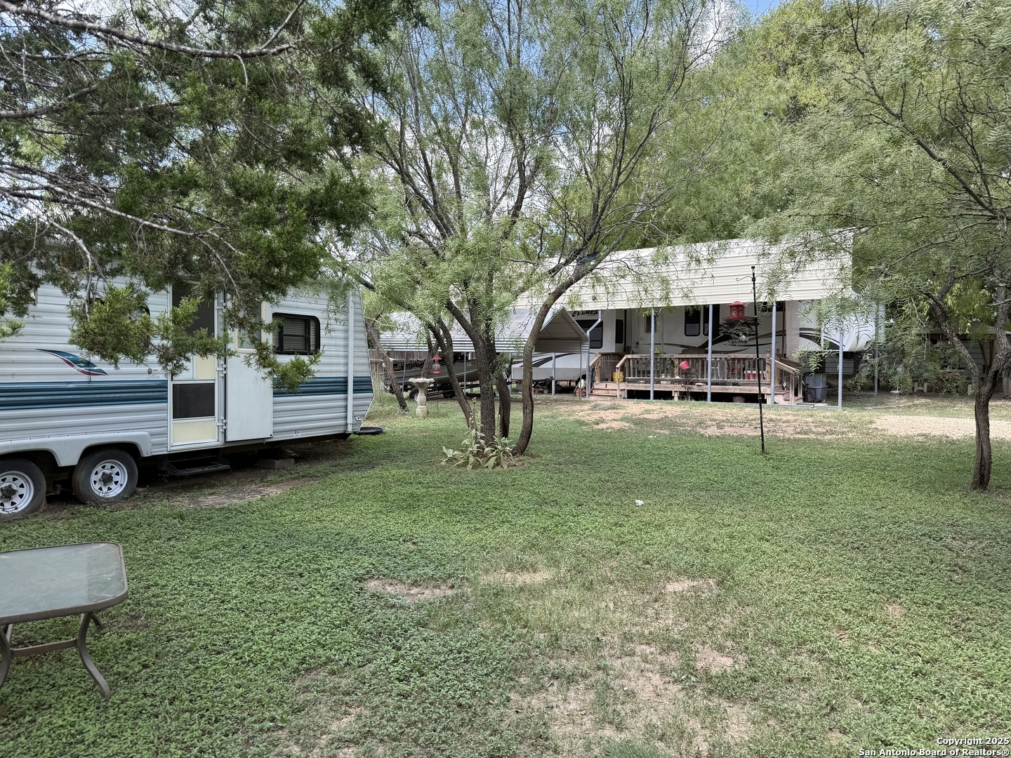 460 Paloma Bandera TX 78003