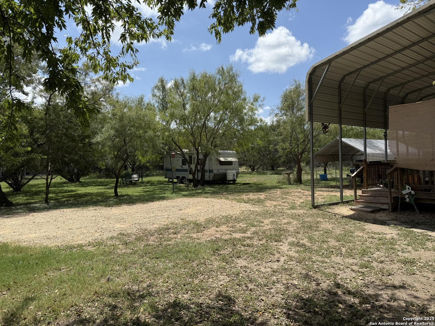 460 Paloma Bandera TX 78003