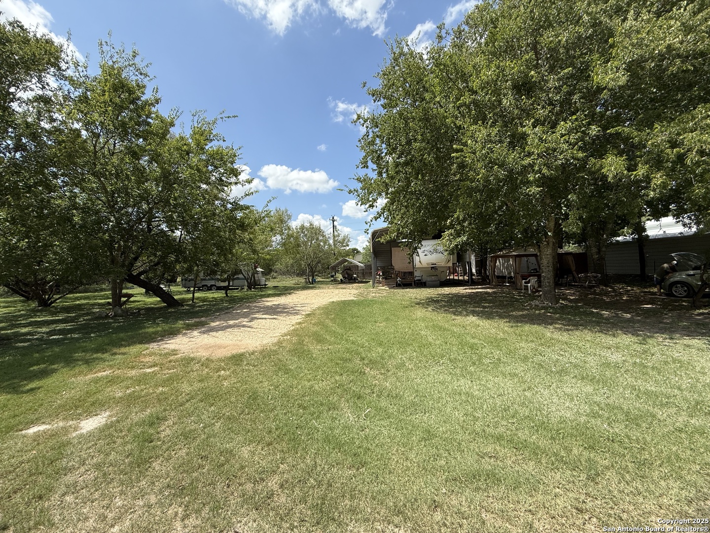 460 Paloma Bandera TX 78003