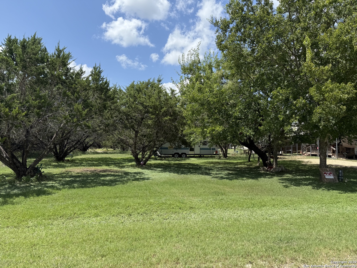 460 Paloma Bandera TX 78003