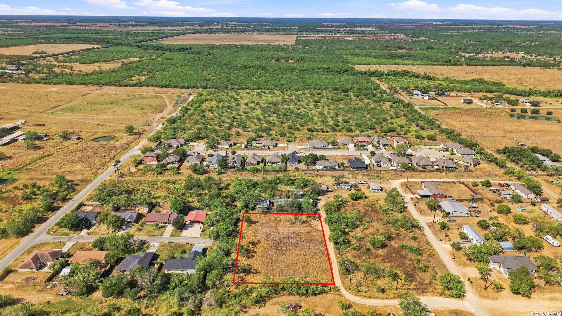 Lots 7, 9, 11, 13 & 15 Palm Street Jourdanton TX 78026