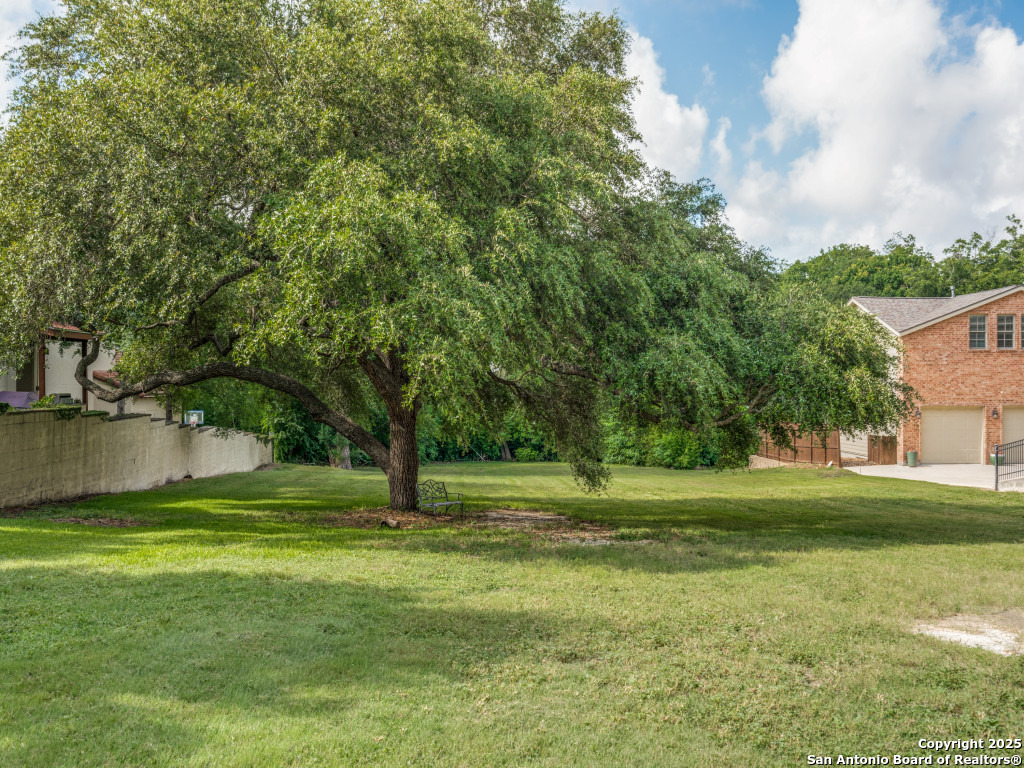 614 Terrell Terrell Hills TX 78209