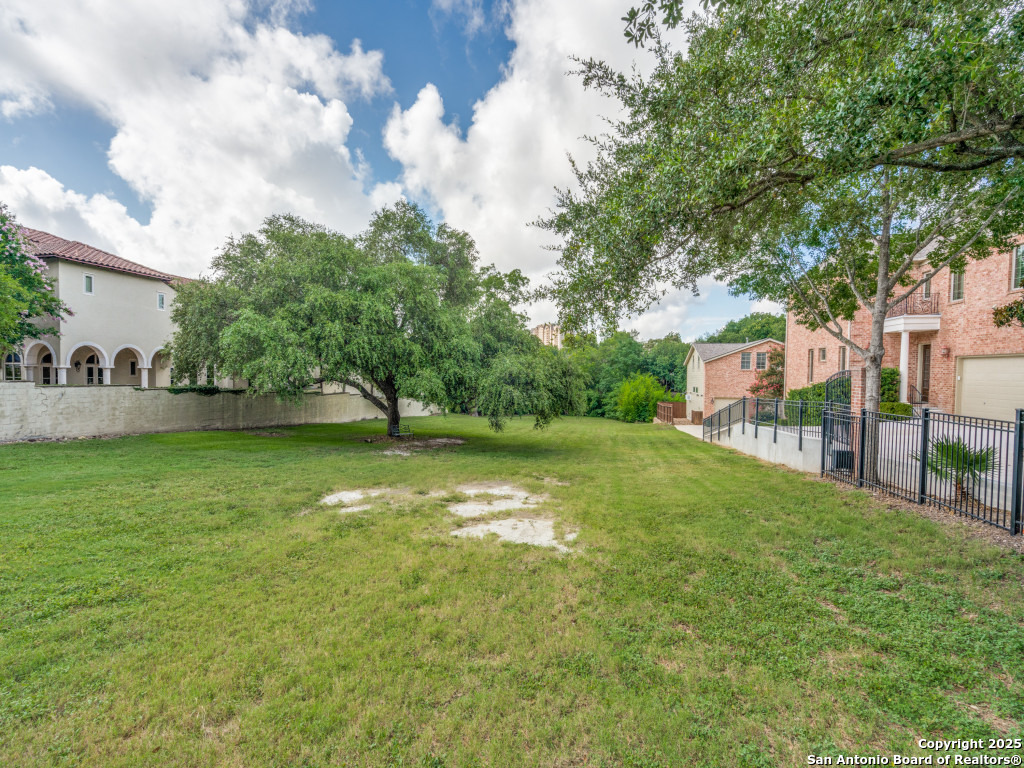 614 Terrell Terrell Hills TX 78209