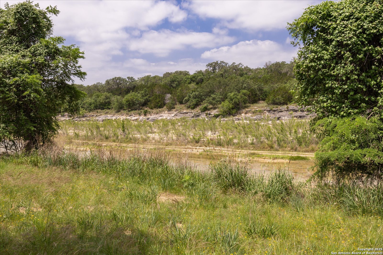 000 Oakridge Trail Pipe Creek TX 78063