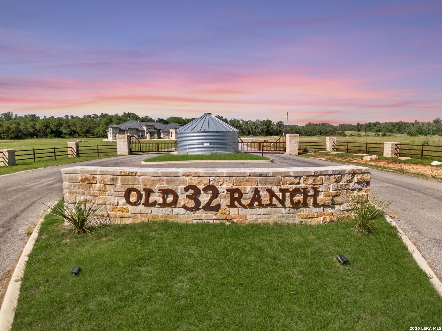 618 Windmill Ridge Drive Blanco TX 78606