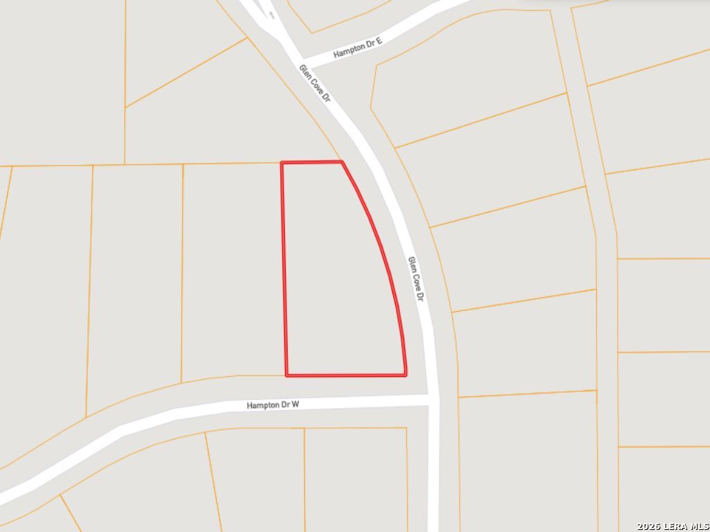 132 W Hampton Seguin TX 78155
