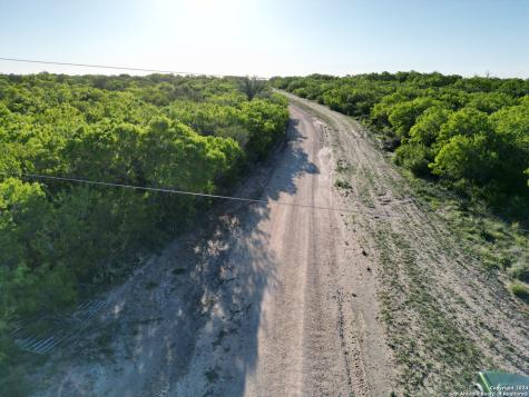 730 Cr 200 Three Rivers TX 78071