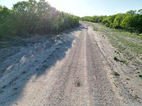 730 Cr 200 Three Rivers TX 78071