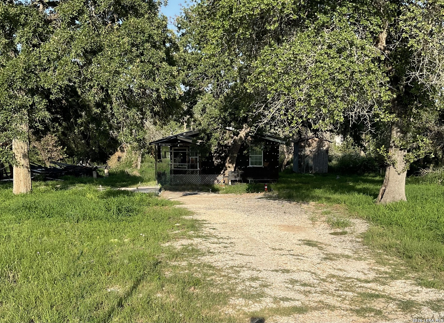 127 Little Creek Drive Floresville TX 78114