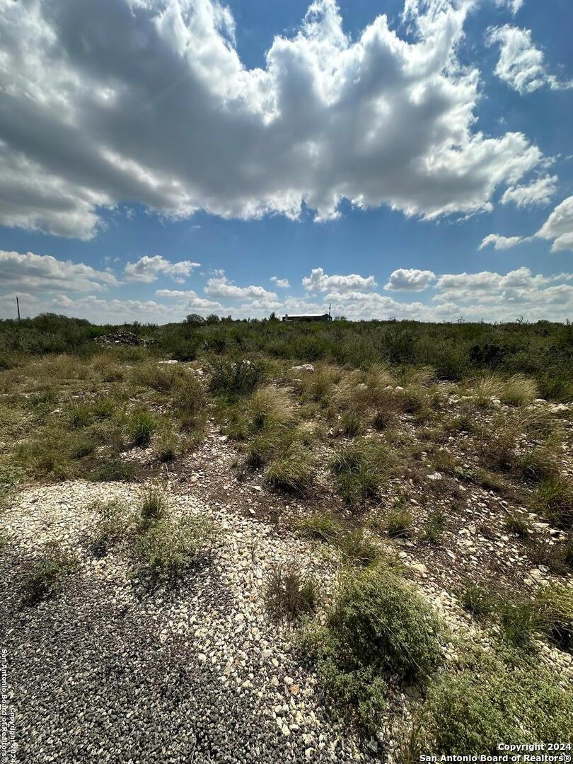 72 Friendship Hills Circle Uvalde TX 78801