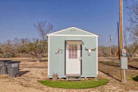 1509 Westward Trail Uvalde TX 78801